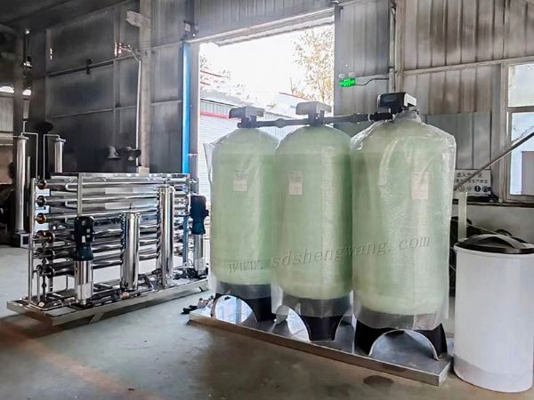 2噸雙級(jí)反滲透設(shè)備